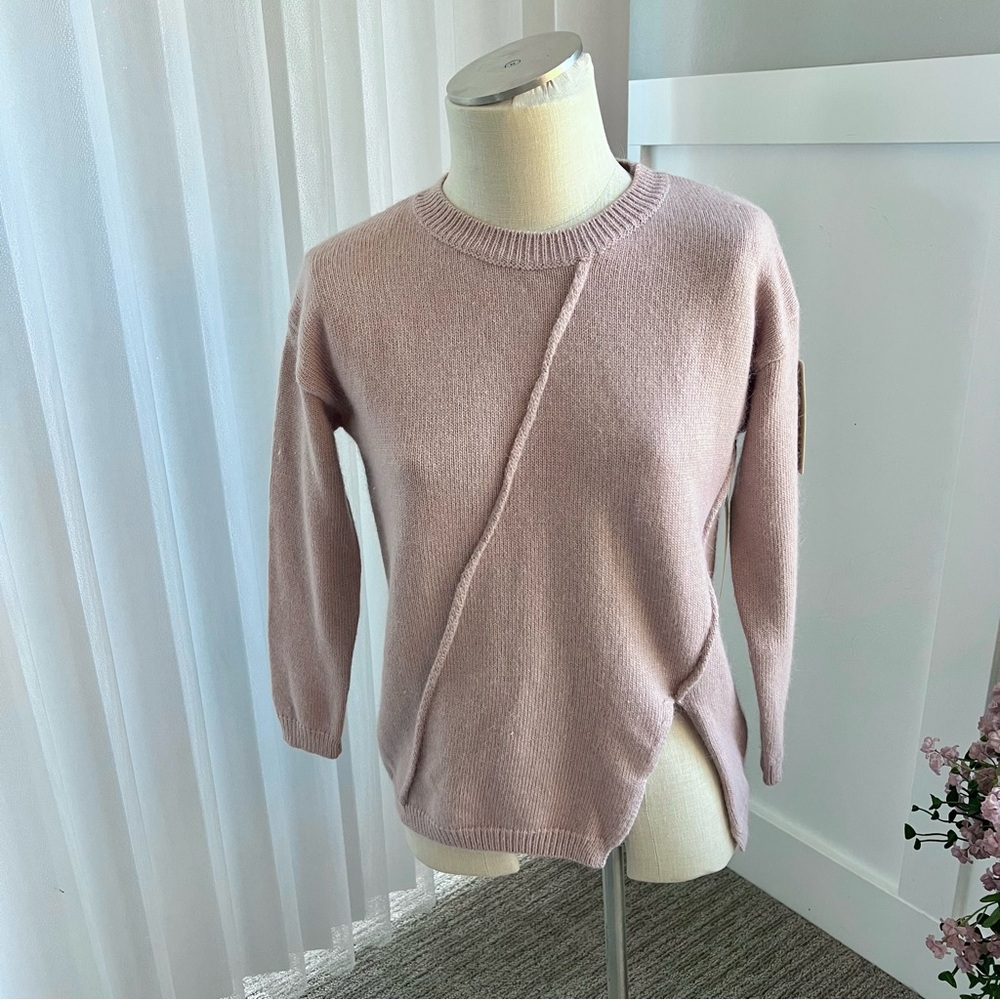 NWOT Doe & Rae Women’s Sweater Size Small